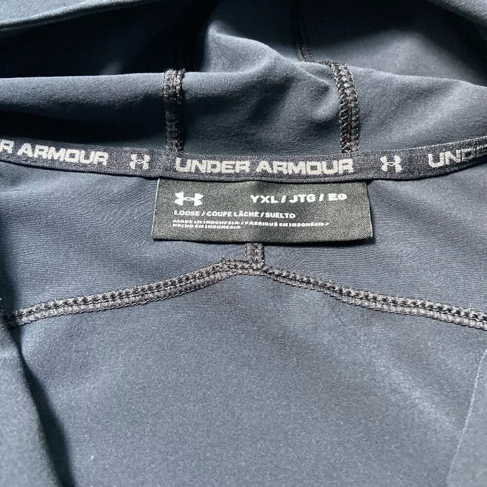 Under Armour Storm Rain Jacket Hooded Loose Fit Water-Resistant Black Youth XL